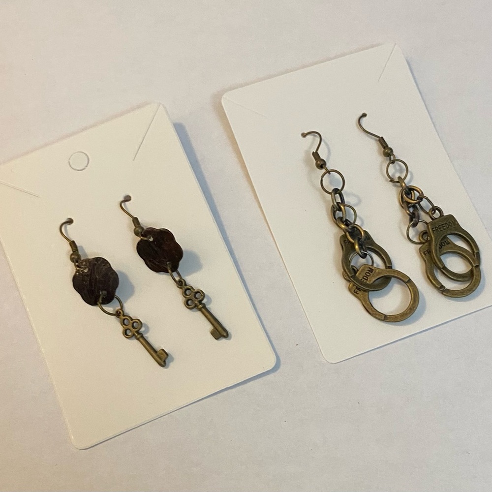 NEW Two pairs of earrings - Brass handcuffs and keys